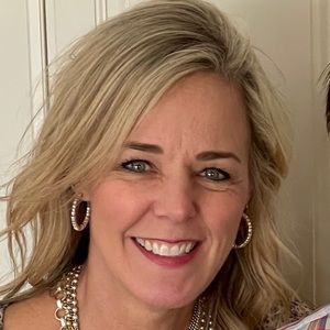 Meet your Posher, Deb